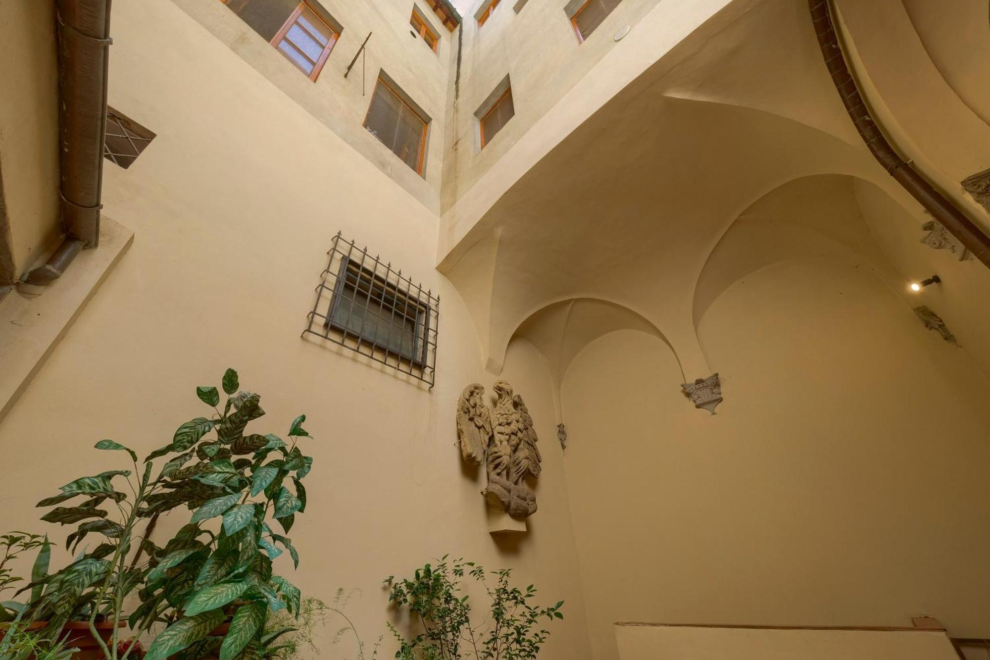 フィレンツェLa Casa Di Dante Alighieriアパートメント エクステリア 写真