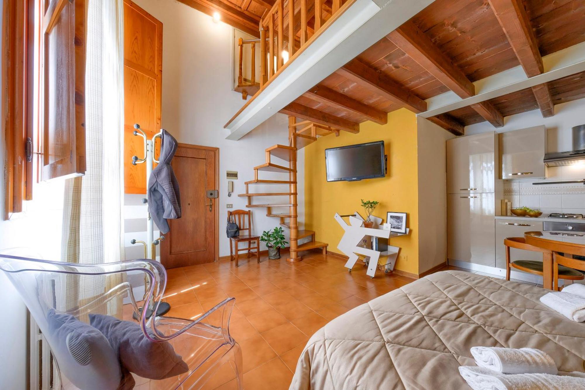 フィレンツェLa Casa Di Dante Alighieriアパートメント エクステリア 写真